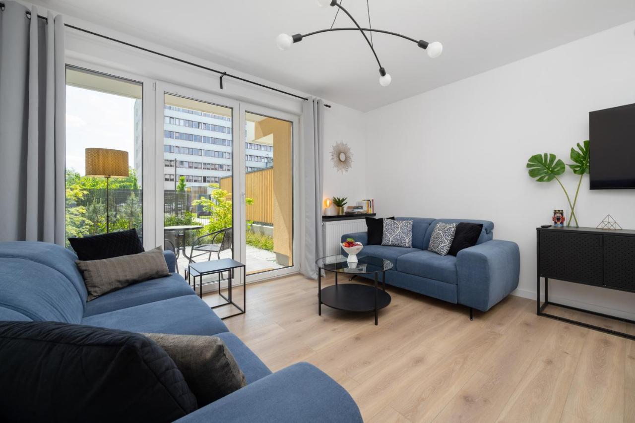 Miedziana 6 & 18 Apartment With Free Garage Wroclaw By Renters Exterior photo