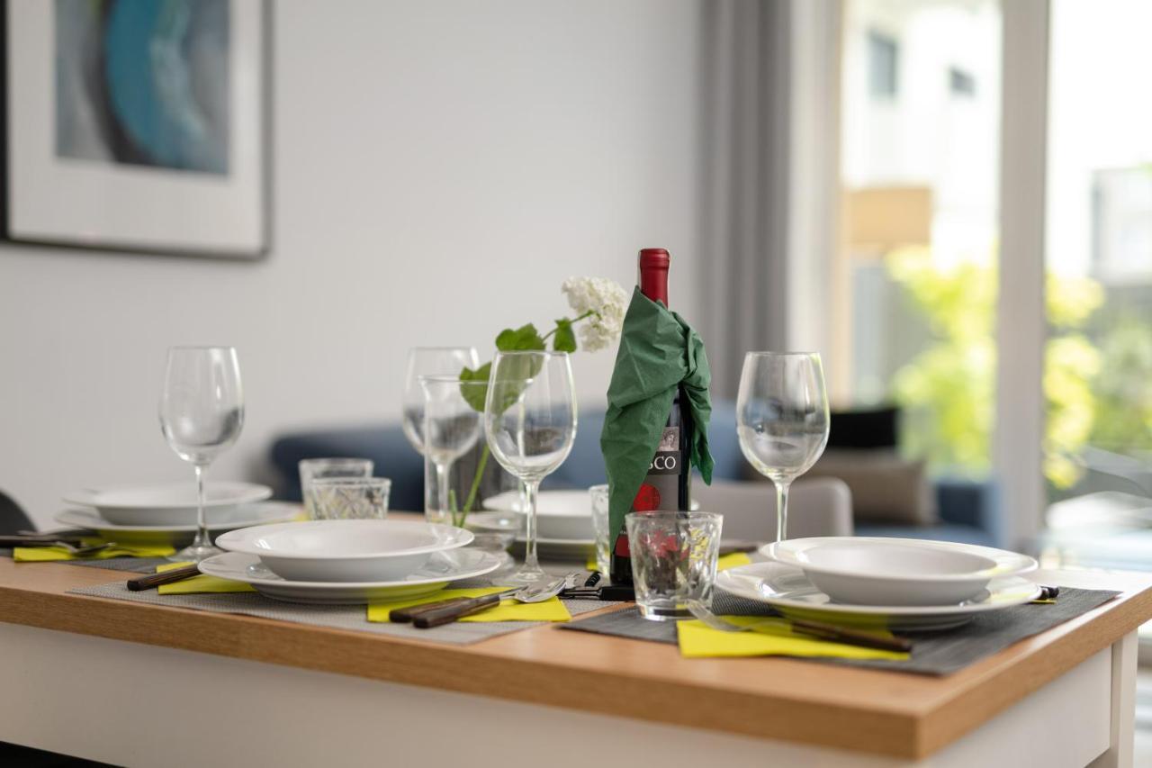 Miedziana 6 & 18 Apartment With Free Garage Wroclaw By Renters Exterior photo
