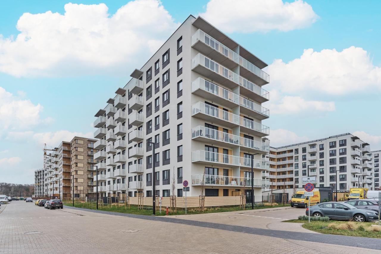 Miedziana 6 & 18 Apartment With Free Garage Wroclaw By Renters Exterior photo